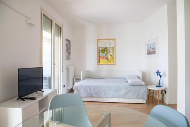 Grande Monolocale Con Parcheggio Interrato Incluso Apartment Genova Exterior foto