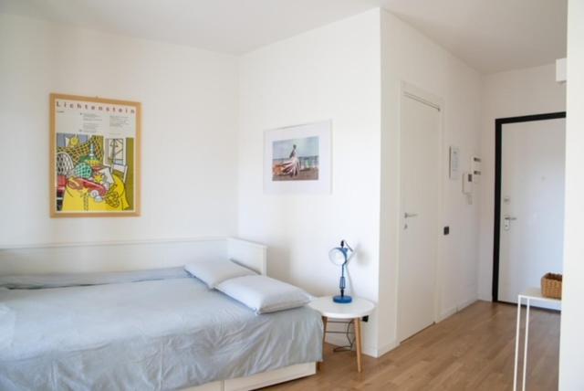 Grande Monolocale Con Parcheggio Interrato Incluso Apartment Genova Exterior foto